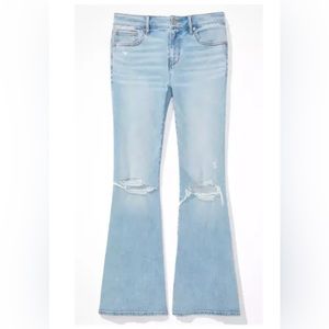 NWOT American Eagle Ne(x)t Level Ripped Low-Rise Flare Jean Women's Size 18